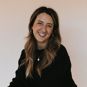 Meet your Posher, Courtney